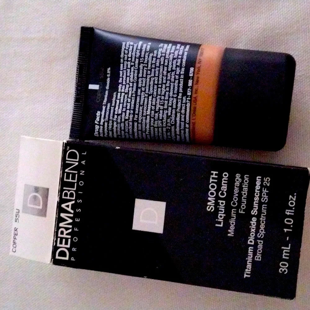 2 DERMABLEND Professional Smooth Liquid Camo Foundation Copper 55W